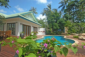 Samui Holiday Homes presents private luxury villa rental at Beach Village House, Koh Samui, Thailand